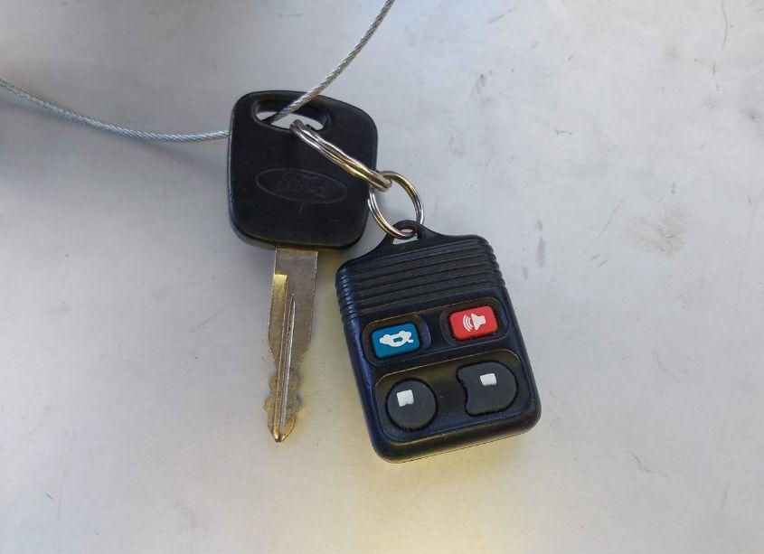 Photo 11 of 2001 Ford Mustang (VIN 1FAFP44421F137682)