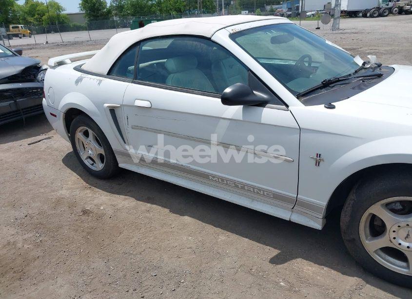 Photo 6 of 2003 Ford Mustang (VIN 1FAFP44423F446524)