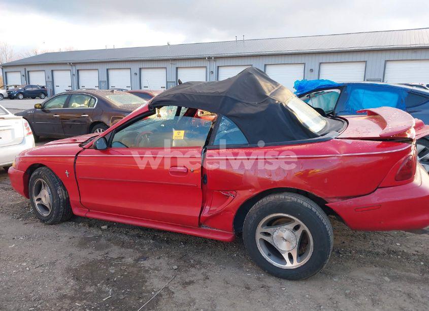 Photo 14 of 1998 Ford Mustang (VIN 1FAFP4442WF140251)