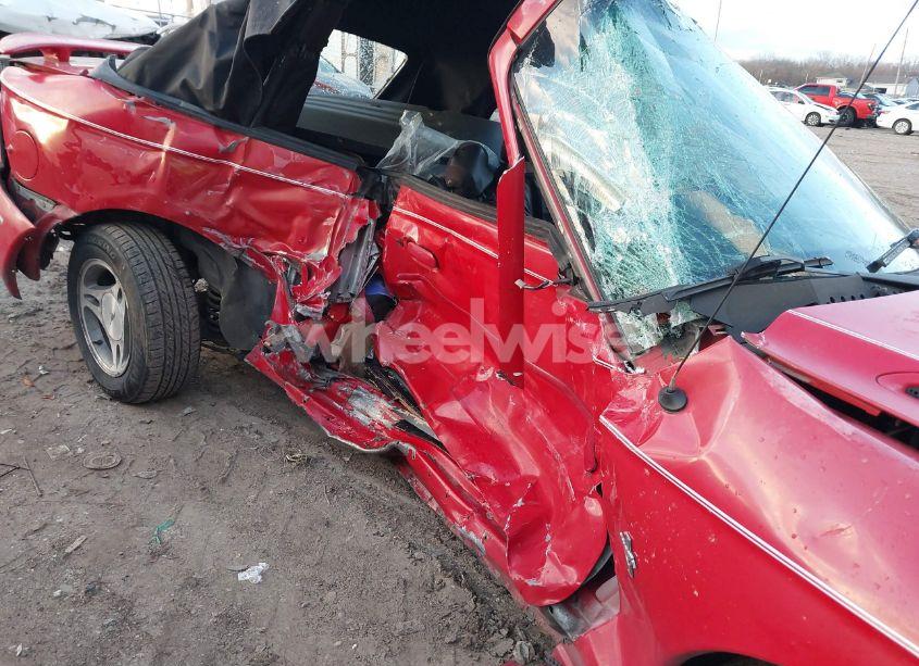 Photo 6 of 1998 Ford Mustang (VIN 1FAFP4442WF140251)