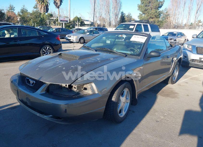 Photo 6 of 2001 Ford Mustang (VIN 1FAFP44431F193503)