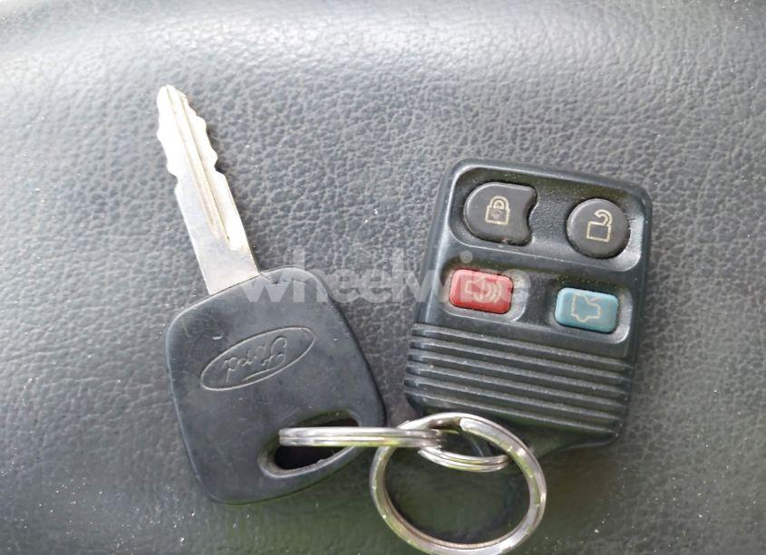 Photo 11 of 2001 Ford Mustang (VIN 1FAFP44431F199608)