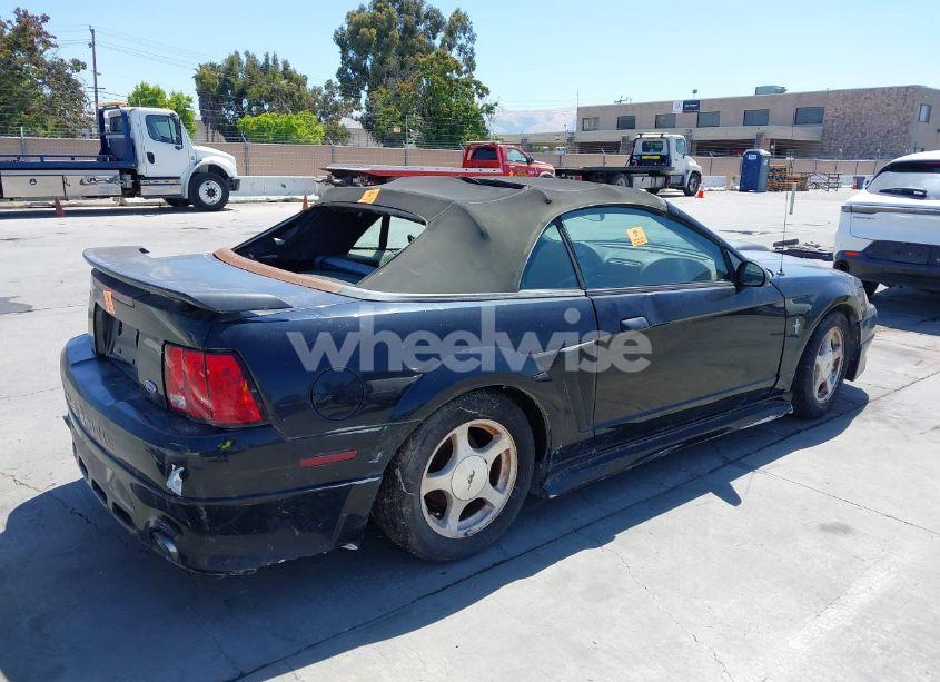 Photo 4 of 2001 Ford Mustang (VIN 1FAFP44431F236463)