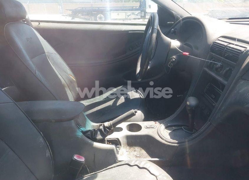 Photo 5 of 2001 Ford Mustang (VIN 1FAFP44431F236463)