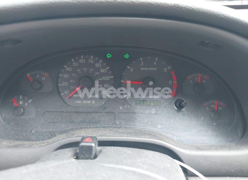 Photo 7 of 2002 Ford Mustang (VIN 1FAFP44432F150555)