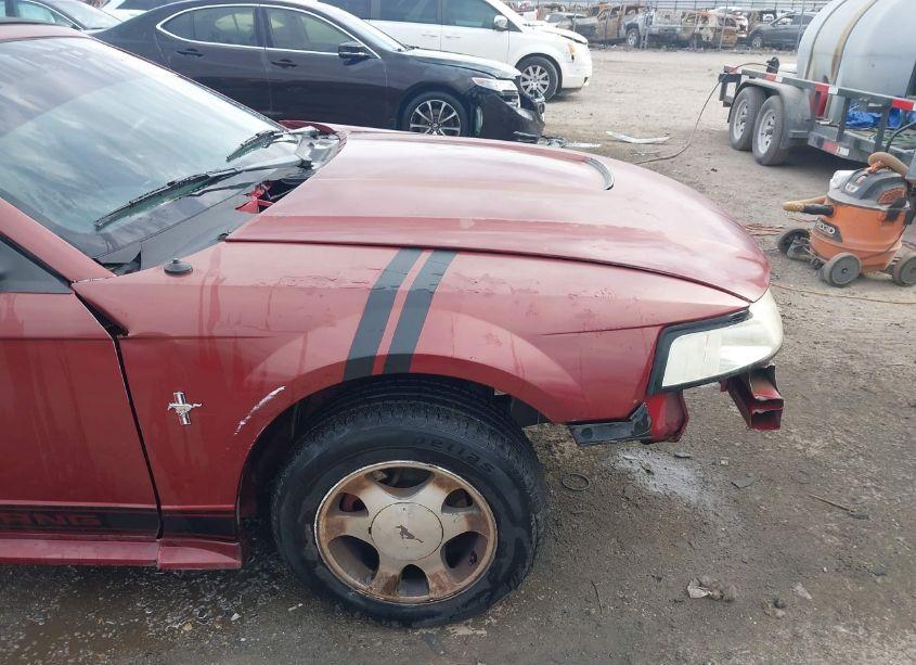 Photo 17 of 2000 Ford Mustang (VIN 1FAFP4444YF108680)