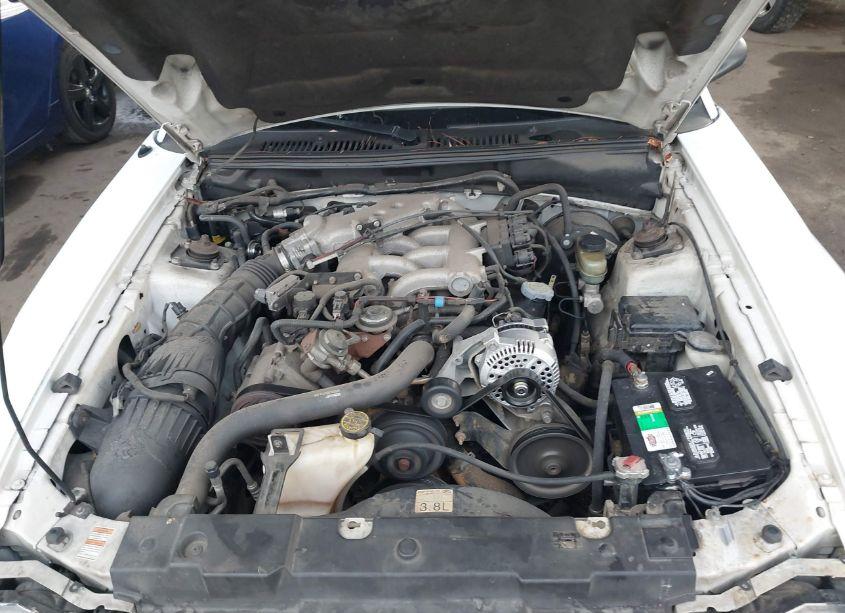 Photo 10 of 2000 Ford Mustang (VIN 1FAFP4444YF168698)