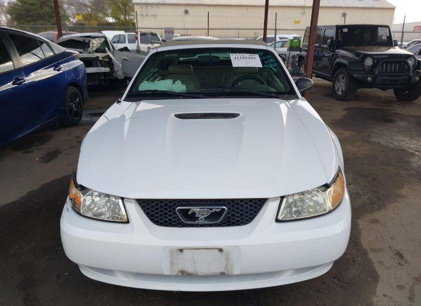 Photo 12 of 2000 Ford Mustang (VIN 1FAFP4444YF168698)