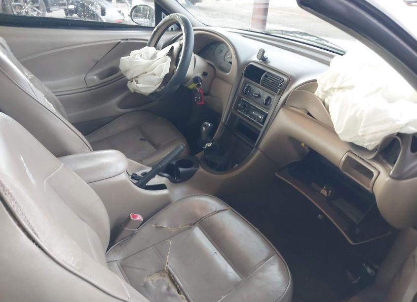 Photo 5 of 2000 Ford Mustang (VIN 1FAFP4444YF168698)