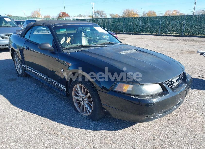 2000 Ford Mustang (VIN 1FAFP4444YF197862) main photo