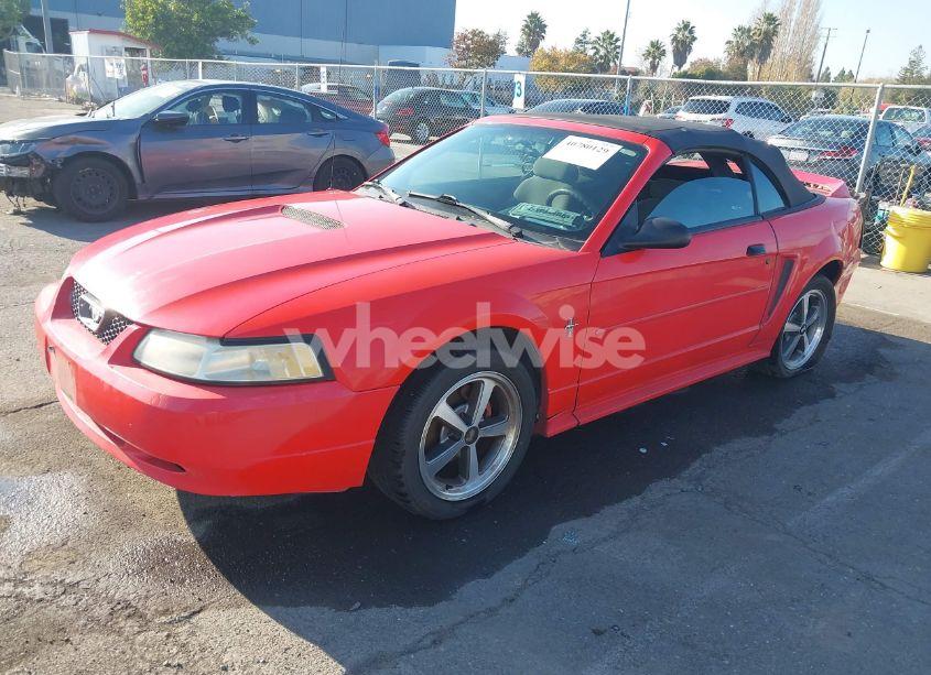 Photo 2 of 2000 Ford Mustang (VIN 1FAFP4444YF198834)