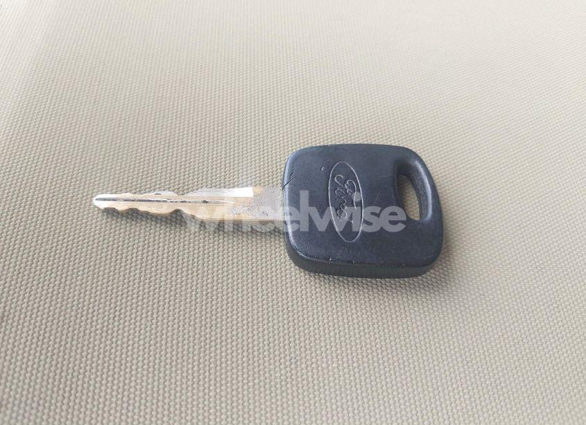 Photo 11 of 2000 Ford Mustang (VIN 1FAFP4444YF228124)