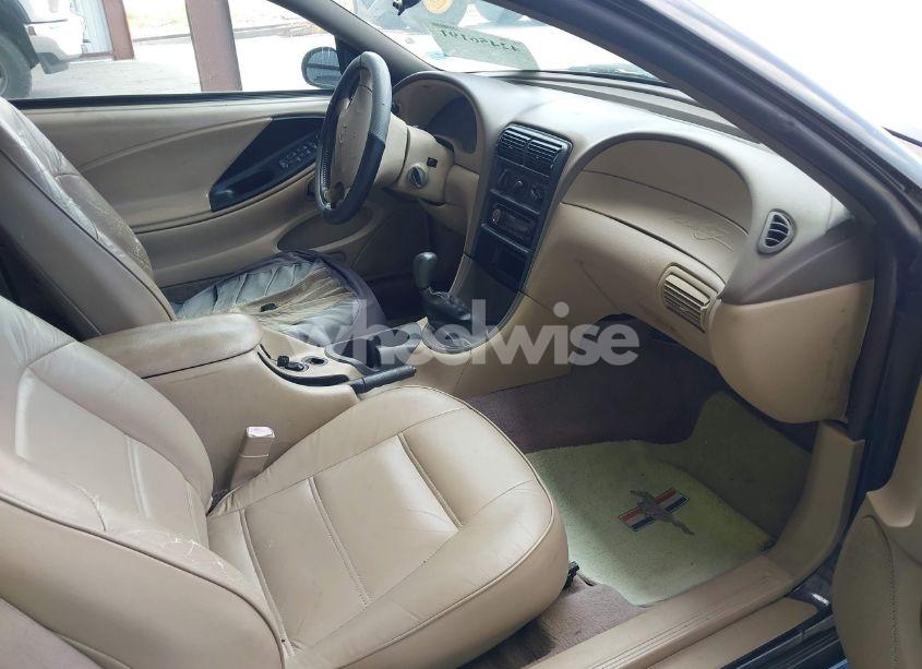 Photo 5 of 2000 Ford Mustang (VIN 1FAFP4444YF228124)