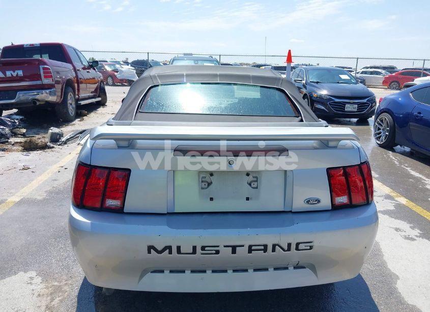 Photo 16 of 2001 Ford Mustang (VIN 1FAFP44451F208230)