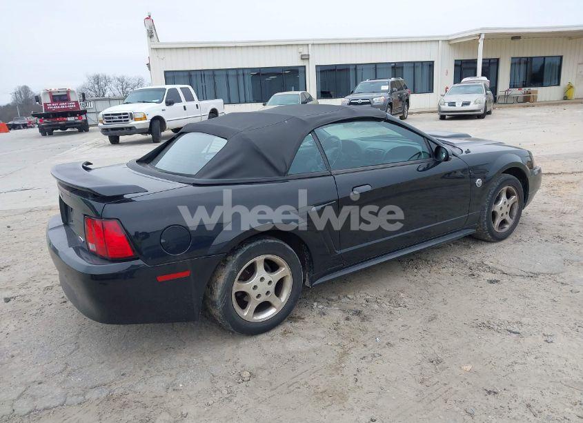 Photo 4 of 2004 Ford Mustang (VIN 1FAFP44454F110688)
