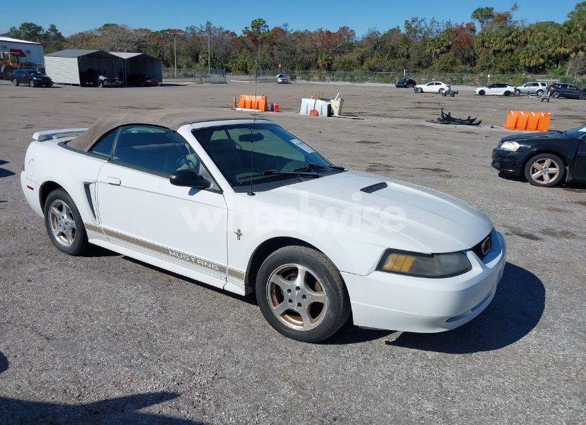 2002 Ford Mustang (VIN 1FAFP44462F169066) main photo
