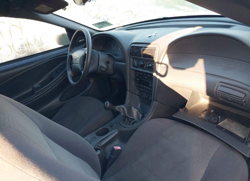 Photo 5 of 2001 Ford Mustang N/A (VIN 1FAFP44471F199885)