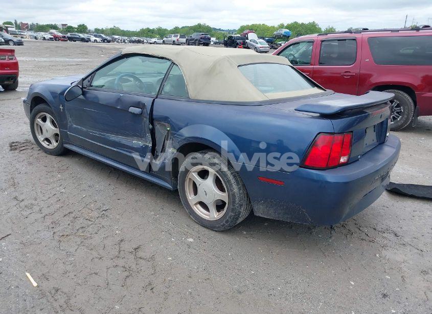 Photo 3 of 2001 Ford Mustang (VIN 1FAFP44471F241472)