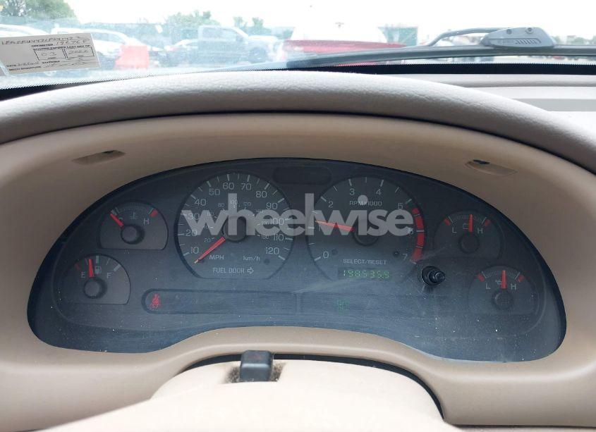 Photo 7 of 2001 Ford Mustang (VIN 1FAFP44471F241472)