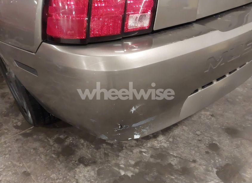 Photo 20 of 2001 Ford Mustang (VIN 1FAFP44481F211106)