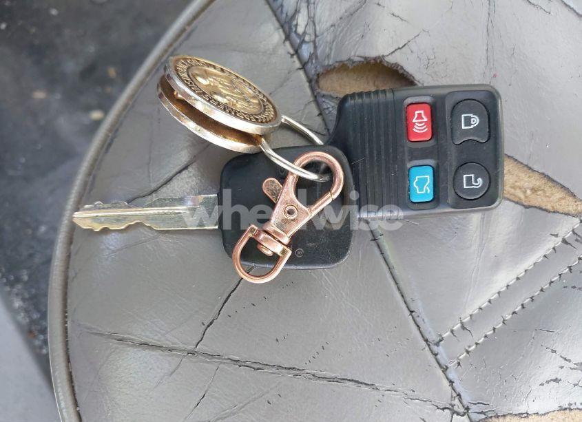 Photo 11 of 2001 Ford Mustang (VIN 1FAFP44491F242798)