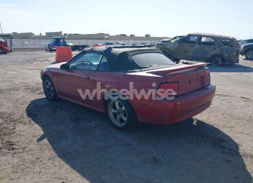 Photo 3 of 2001 Ford Mustang (VIN 1FAFP44491F242798)