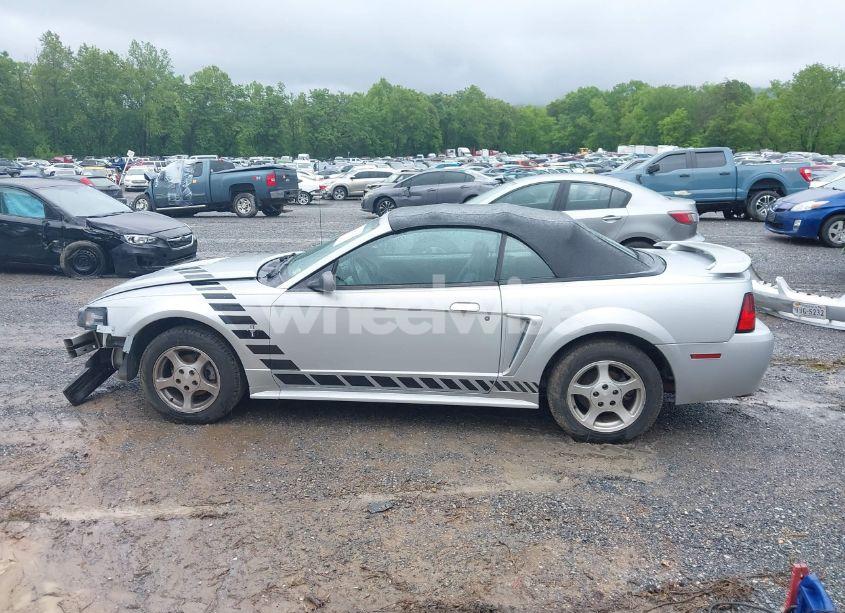 Photo 15 of 2002 Ford Mustang (VIN 1FAFP44492F221578)
