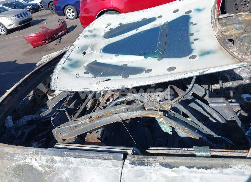 Photo 8 of 2000 Ford Mustang (VIN 1FAFP4449YF294670)