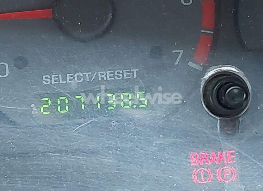 Photo 7 of 2002 Ford Mustang (VIN 1FAFP444X2F194469)