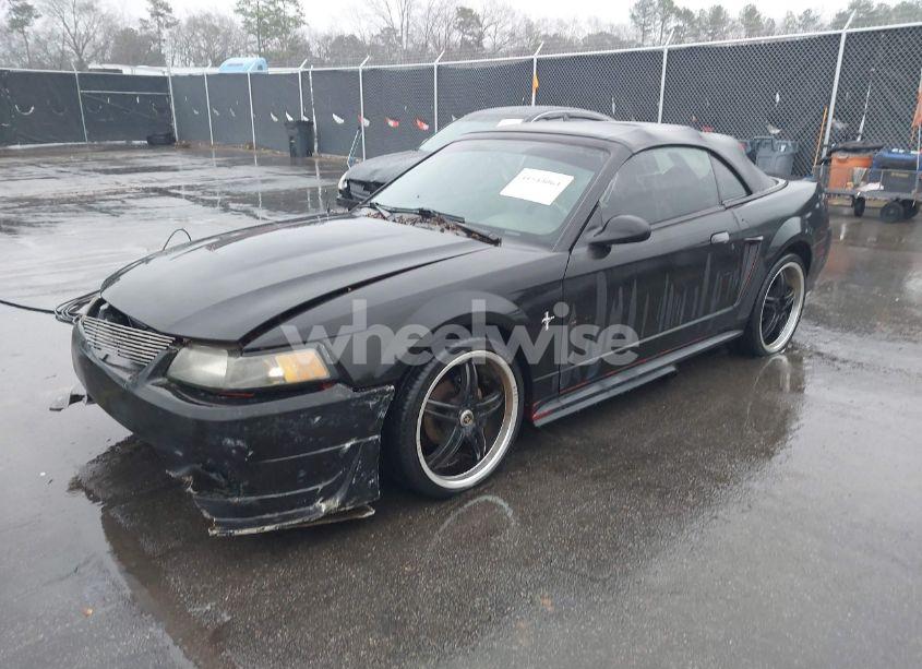 Photo 2 of 2003 Ford Mustang (VIN 1FAFP444X3F324607)
