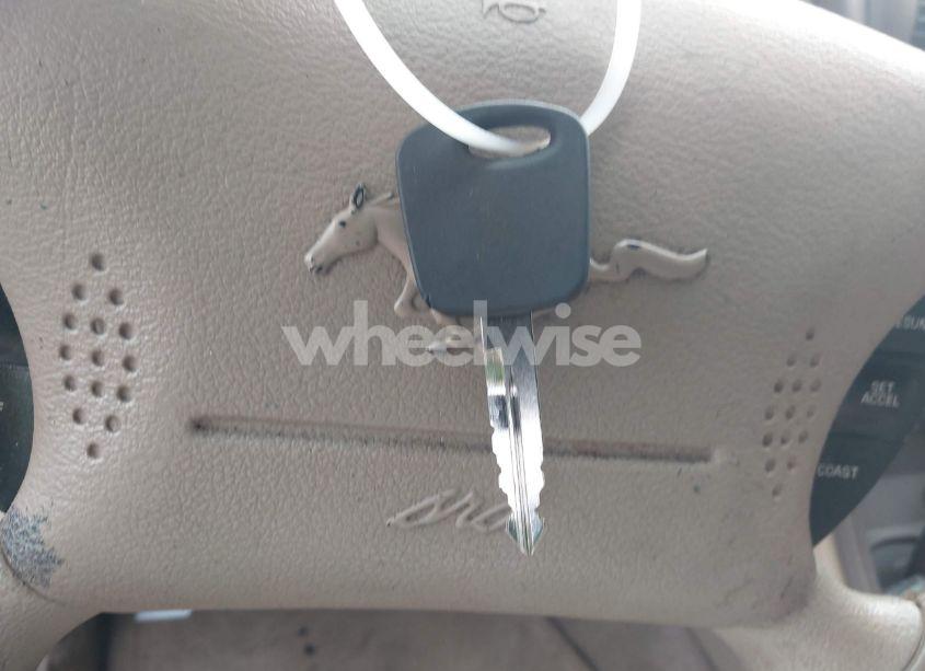 Photo 11 of 2004 Ford Mustang (VIN 1FAFP44644F193077)