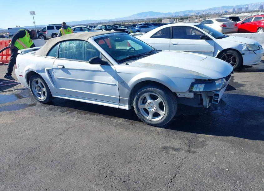 2004 Ford Mustang (VIN 1FAFP44664F133916) main photo