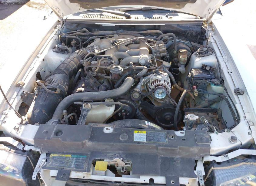 Photo 10 of 2004 Ford Mustang (VIN 1FAFP44664F133916)