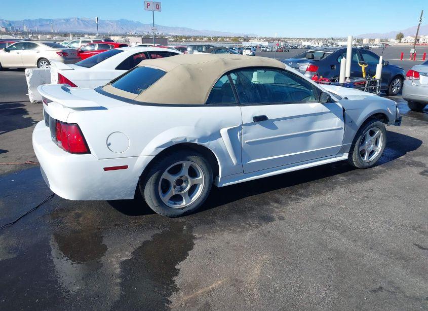 Photo 4 of 2004 Ford Mustang (VIN 1FAFP44664F133916)
