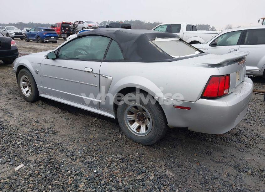 Photo 3 of 2004 Ford Mustang (VIN 1FAFP44674F196796)