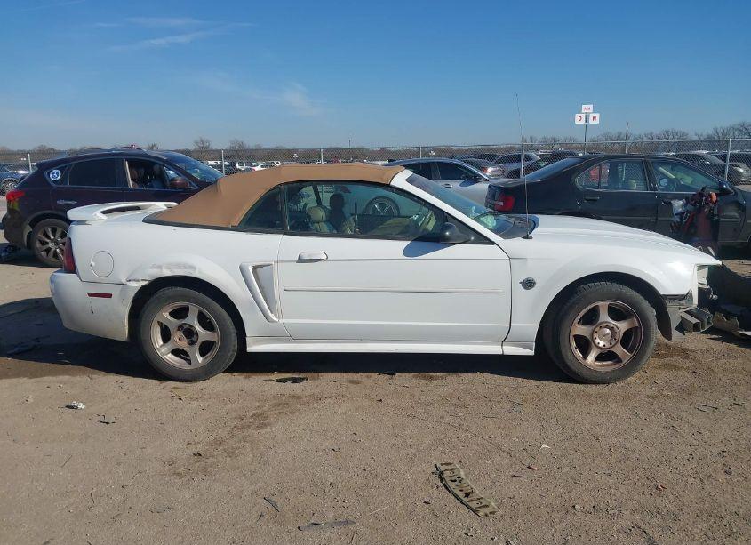 Photo 13 of 2004 Ford Mustang (VIN 1FAFP44684F201584)