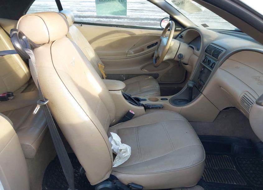 Photo 5 of 2004 Ford Mustang (VIN 1FAFP446X4F214949)