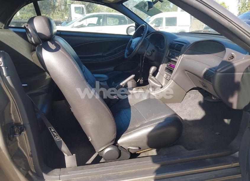 Photo 5 of 2001 Ford Mustang GT (VIN 1FAFP45X01F236462)