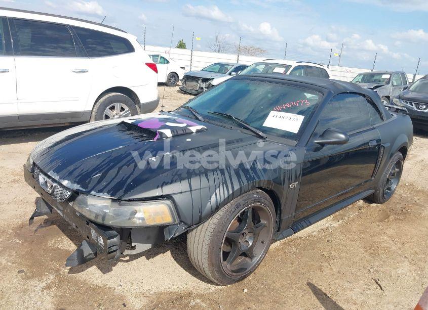 Photo 2 of 2002 Ford Mustang GT (VIN 1FAFP45X12F240635)