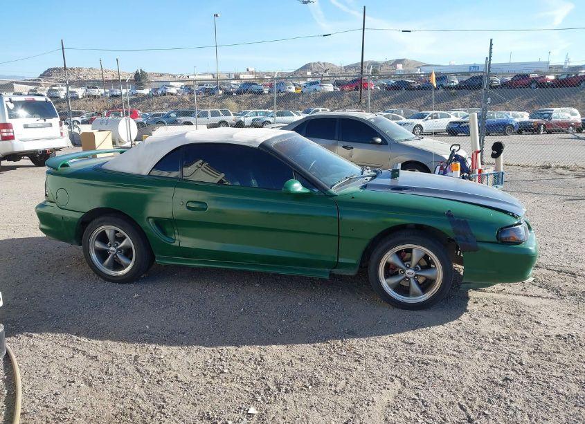 Photo 13 of 1998 Ford Mustang GT (VIN 1FAFP45X3WF162221)