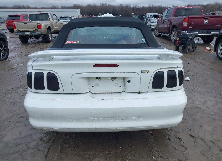 Photo 16 of 1998 Ford Mustang GT (VIN 1FAFP45X4WF102187)