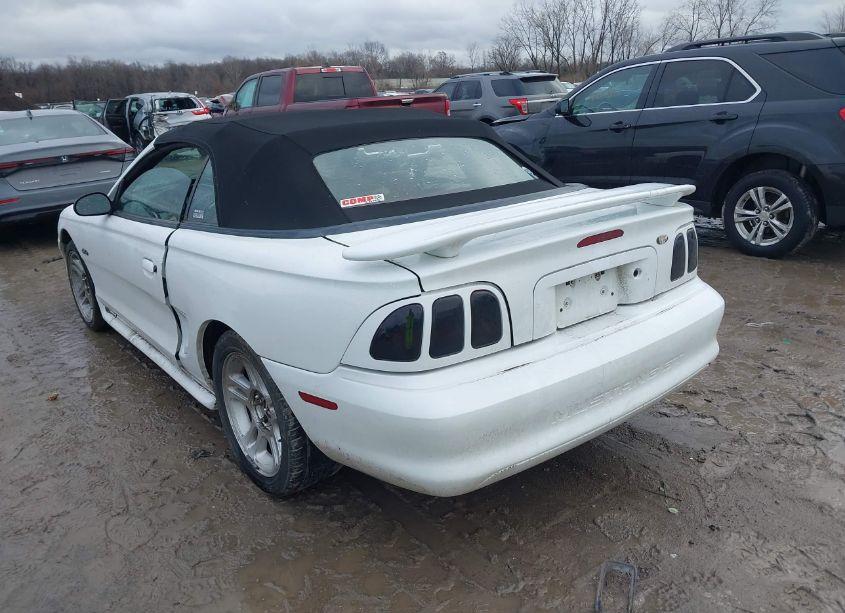 Photo 3 of 1998 Ford Mustang GT (VIN 1FAFP45X4WF102187)