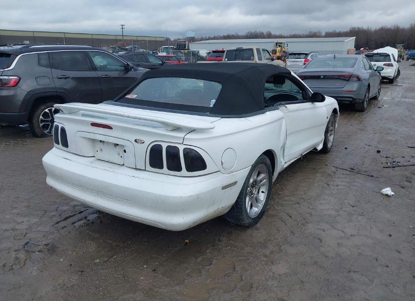 Photo 4 of 1998 Ford Mustang GT (VIN 1FAFP45X4WF102187)
