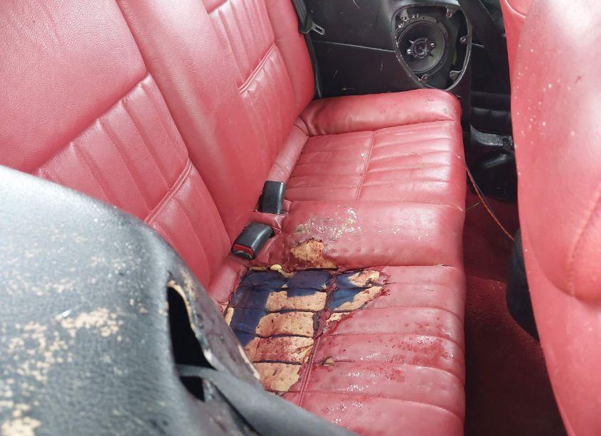 Photo 8 of 1998 Ford Mustang GT (VIN 1FAFP45X4WF102187)