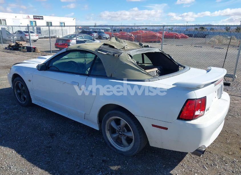 Photo 3 of 2002 Ford Mustang GT (VIN 1FAFP45X52F137332)