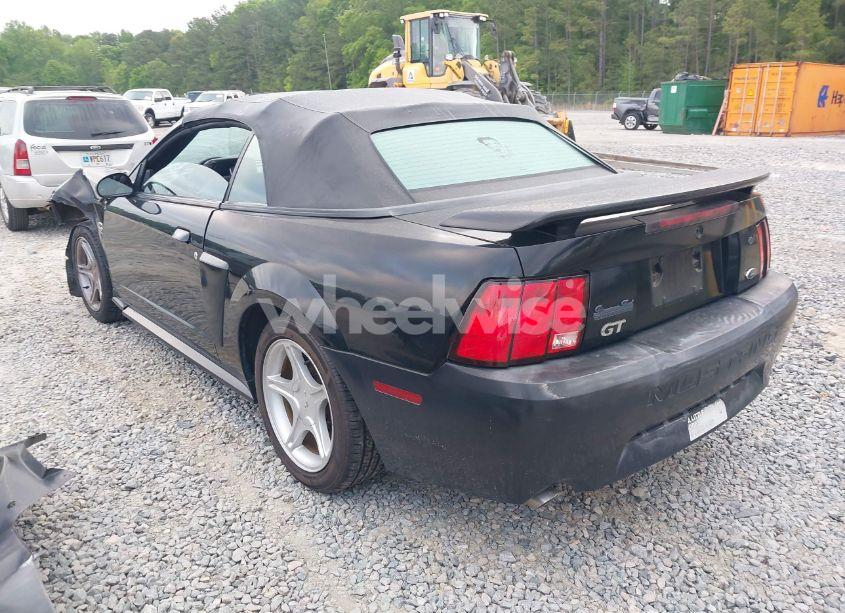 Photo 3 of 2004 Ford Mustang GT (VIN 1FAFP45X64F104911)