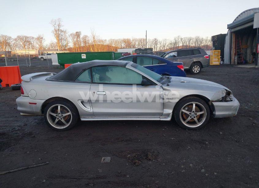 Photo 13 of 1998 Ford Mustang GT (VIN 1FAFP45X7WF244534)