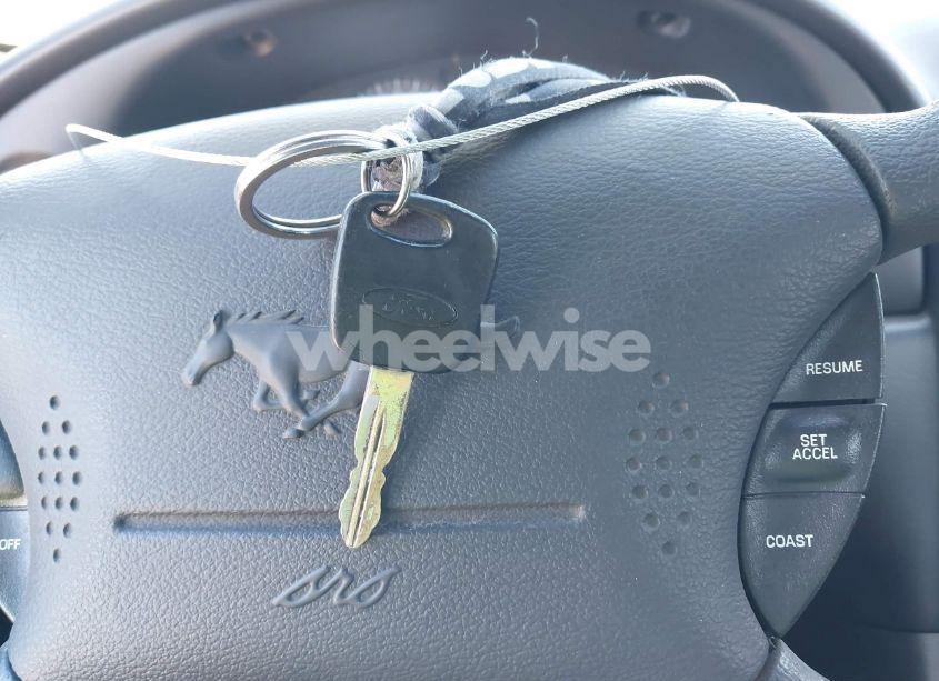 Photo 11 of 2000 Ford Mustang GT (VIN 1FAFP45X7YF127930)