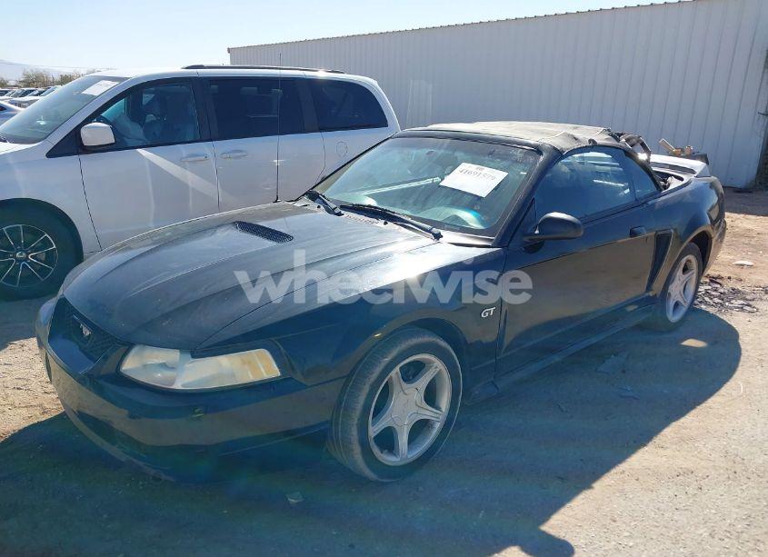 Photo 2 of 2000 Ford Mustang GT (VIN 1FAFP45X7YF127930)