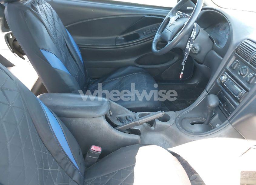 Photo 5 of 2000 Ford Mustang GT (VIN 1FAFP45X7YF127930)